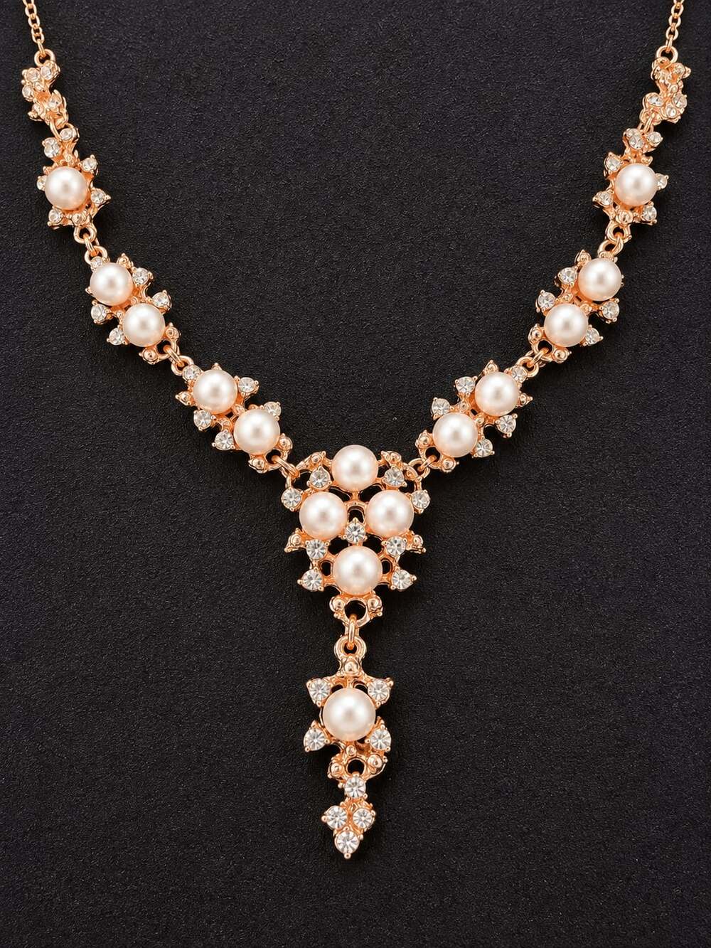 Rose Gold Pearl Necklace